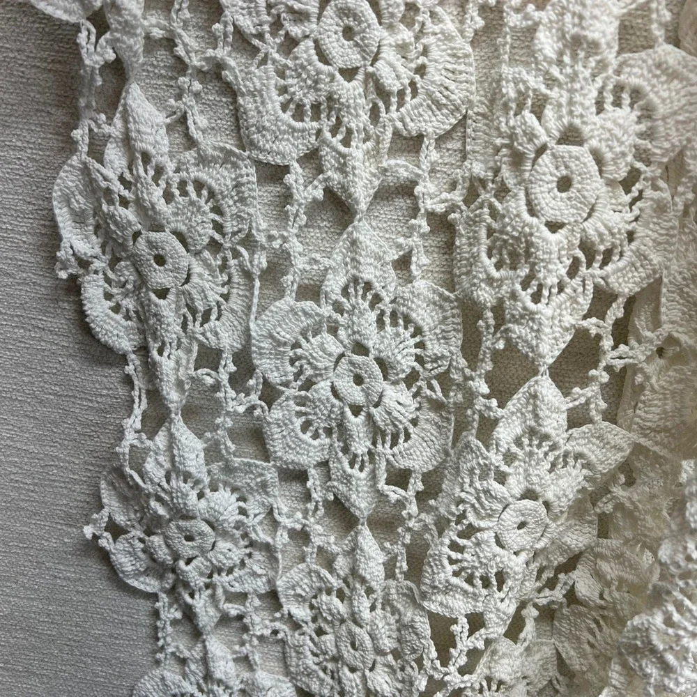 Antique Victorian Edwardian Tatted Lace Coverlet Tablecloth Medallion Scalloped